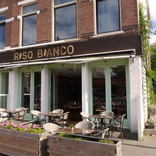 Mooi (Italiaans) restaurant, wijk Duinoord Den Haag