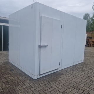 Vriescel 350 x 250 x 254 cm